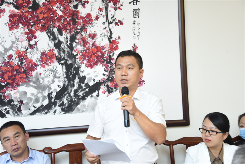 教师代表发言 (1).jpg 教师代表发言 (1).jpg